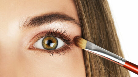 Eye shadow techniques for different eye shapes