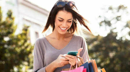 Here’s how to pick between contract and prepaid cell phone plans