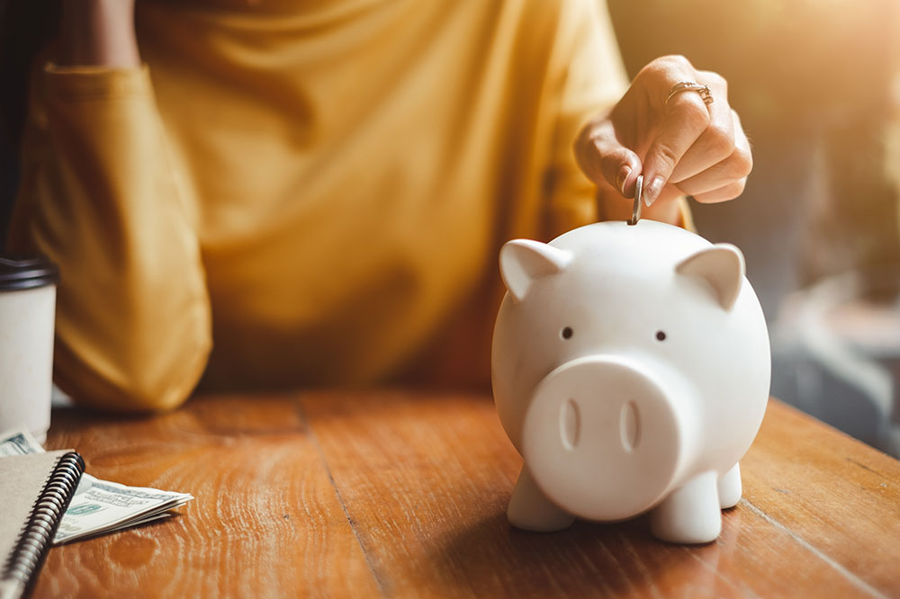 5 simple shopping hacks that’ll save money